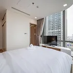 Hilton Residence Landmark 81